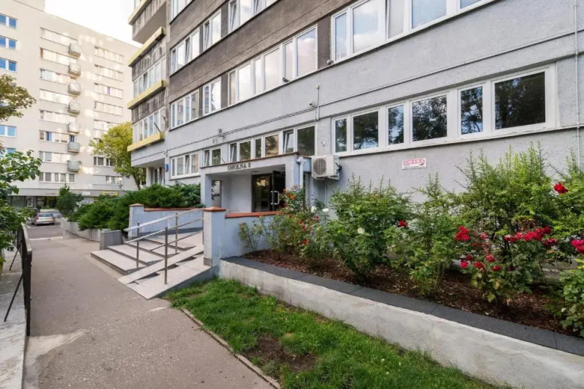 Rent Like Home - Smolna 8 — отель с удобным расположением в Варшаве