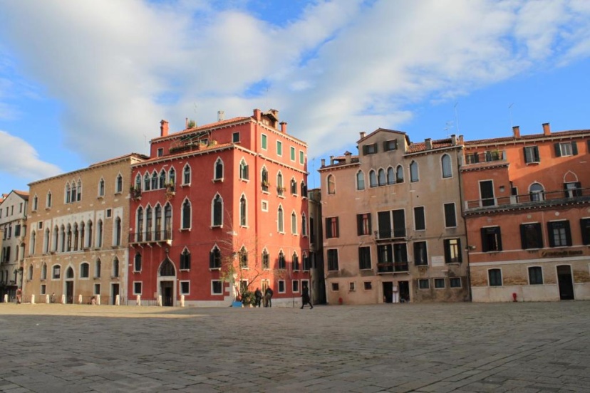 Fenice Apartments in Venice - Sant'Angelo — забронировать отель в Венеции