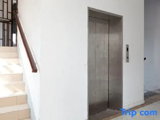 Shanghai Youxiang Serviced Apartment (Songjiang Xincheng Subway Station) — комфортный отель в Шанхае