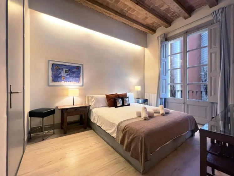 Plaza Catalunya IX Apartment — отель с удобствами в Барселоне