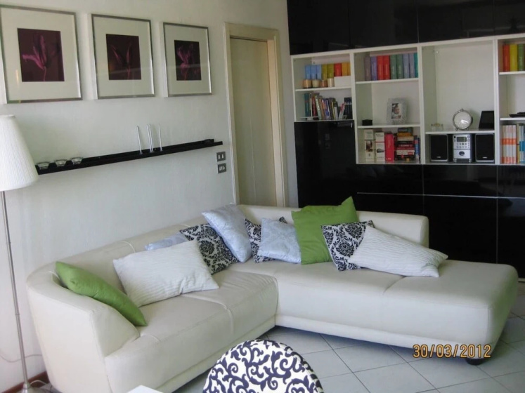Stunning 1-bed Apartment in Milano — отель с удобным расположением в Милане