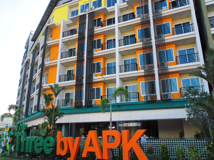 Zephyr Grand Hotel — комфортный отель в Пхукете