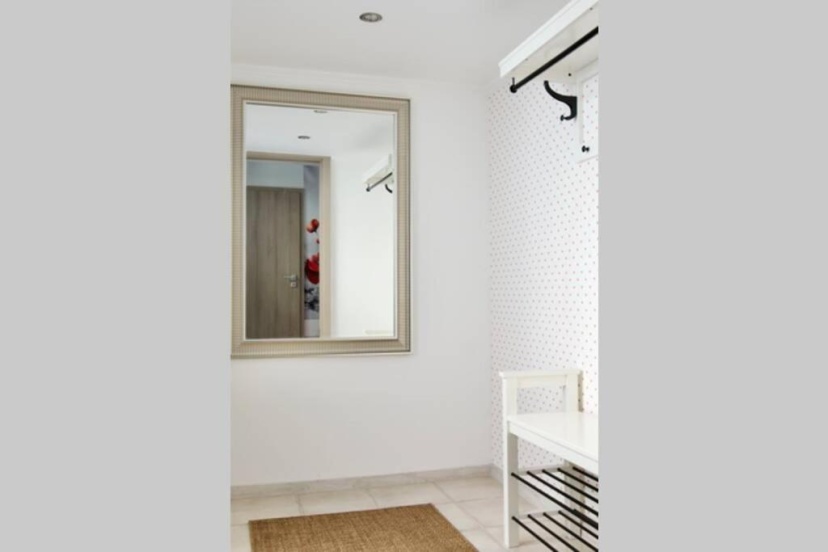 Цены на Standard Apartment by Hi5- Rose street's home (225) в Будапеште
