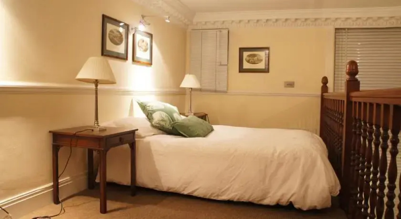 A Home to Rent - The Riverside — отель с удобствами в Лондоне
