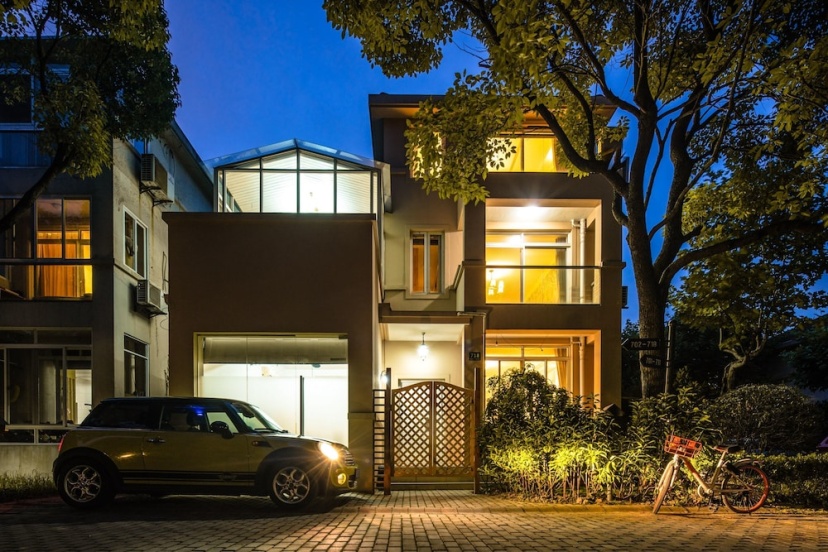 Summer Villa with 5 BRs 3 — отель в Шанхае, Китай