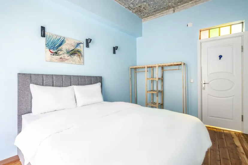 Stylish Flat With Excellent Location in Beyoglu — комфортный отель в Стамбуле