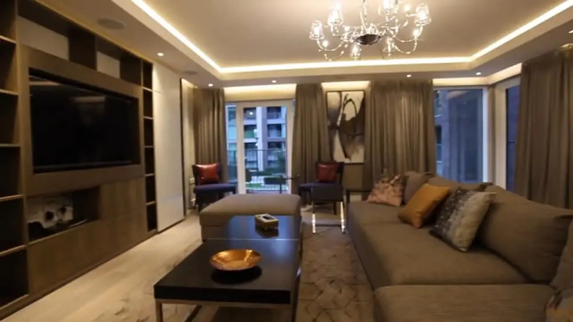 Luxurious Three Bedroom Flat in Chelsea Creek — отзывы гостей и цены