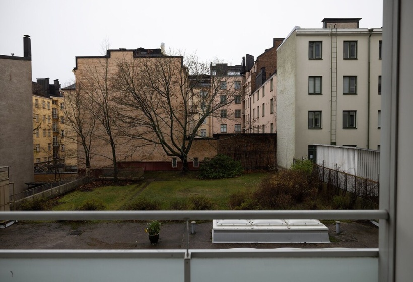 2ndhomes Renovated 1BR Home w Balcony — отзывы гостей и цены