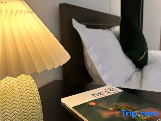 Ocean Living - Vinhomes Ocean Park Hanoi — забронировать отель в Ханое