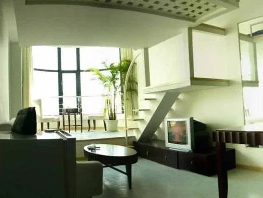 Hengsheng Peninsula Service Apartment 4 — отель в Шанхае, Китай