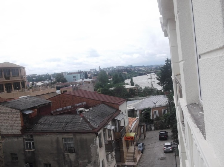 Apartment Happy Holidays — отзывы гостей и цены