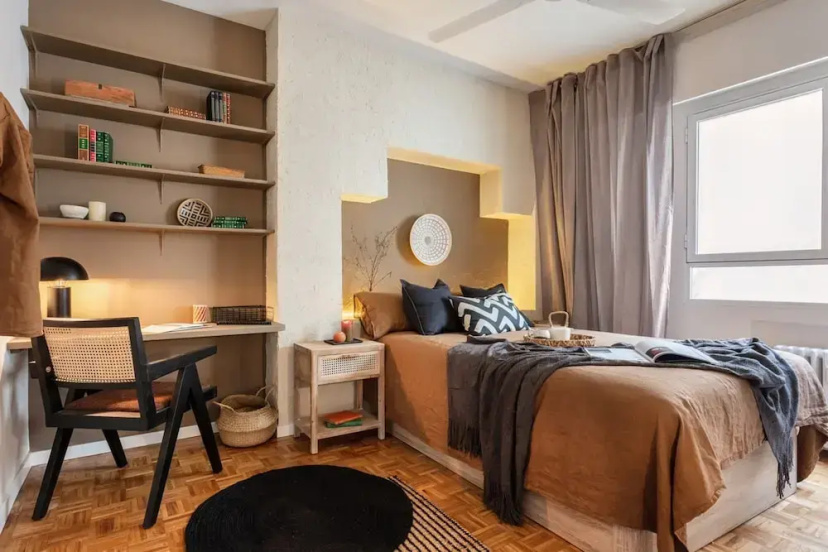 Bechar - 2 Bedrooms in Castellana — комфортный отель в Мадриде