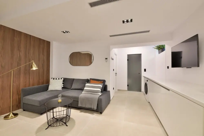 Phaedrus Living: City Center Luxury Flat Skoufa — отель в Афины, Греция