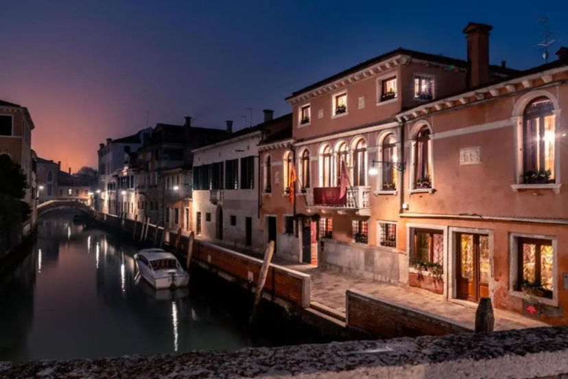 EXCESS VENICE Boutique Hotel & Private Spa - Adults Only — отель рядом с интересными местами в Венеции