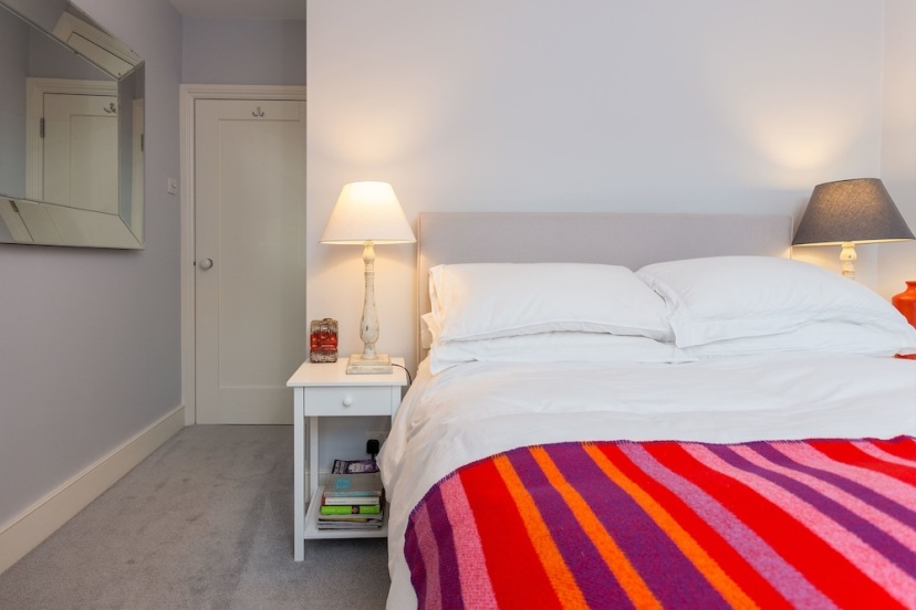 2 Bedroom Flat in Kensal Green — комфортный отель в Лондоне
