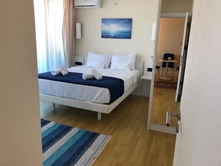 Twin Towers - Hotel in בתומי - Photo 1