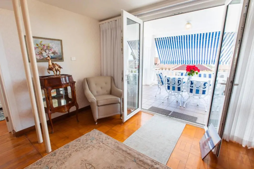 Villa on Camps Bay Drive — отель с удобствами в Кейптауне