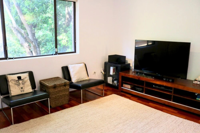 Spacious Apartment in Lane Cove Near CBD — отель в Сиднее, Австралия