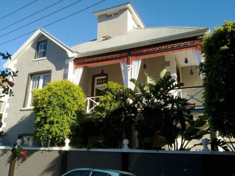 4 on Varneys Guest House — забронировать отель в Кейптауне