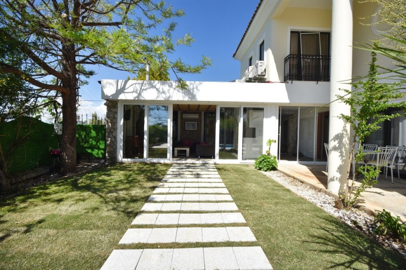 Villa Nail by Helaltatilvillari — забронировать отель в Олюдениз