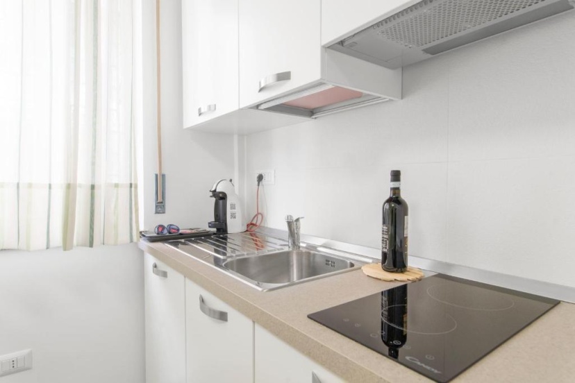 Acquaviva Apartments — комфортный отель в Неаполе