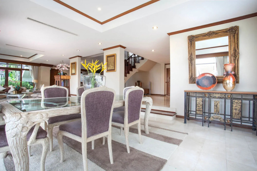 Baan Yin Dee Villa Patong — отель с удобным расположением в Патонг