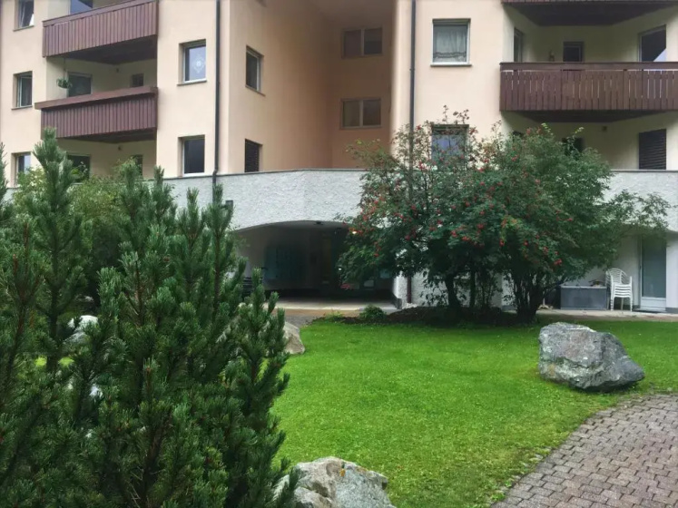 Sankt Moritz Chesa Ruinatsch 50 — отель с удобствами в Санкт-Морице