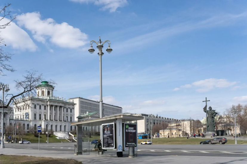 Uragan Apart (Ураган Апарт) на набережная Кремлёвская — отель с удобным расположением в Москве