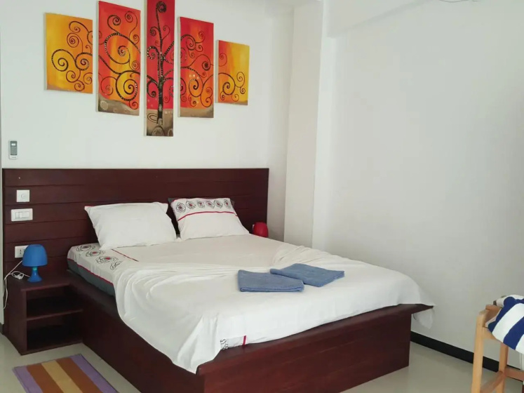 The Den Guest House — комфортный отель в Хиккадува