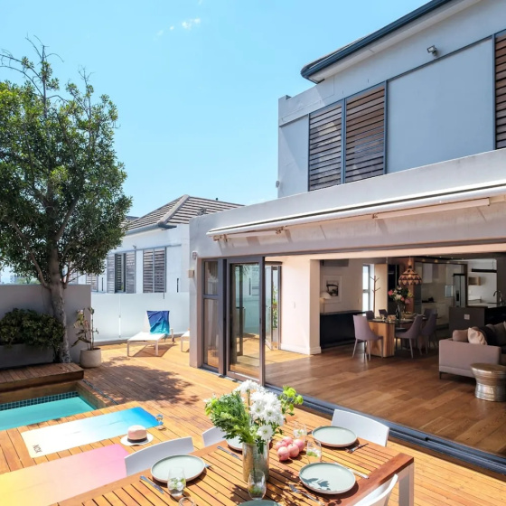 Tranquil Escape in Sea Point Aureto — комфортный отель в Кейптауне