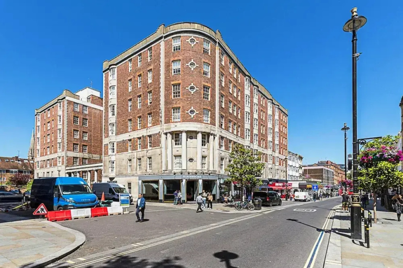 Modern 2 Bedroom Flat Near Queensway — отзывы гостей и цены