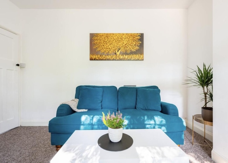 Beautiful 1-bed Apartment With Garden in London — комфортный отель в Лондоне