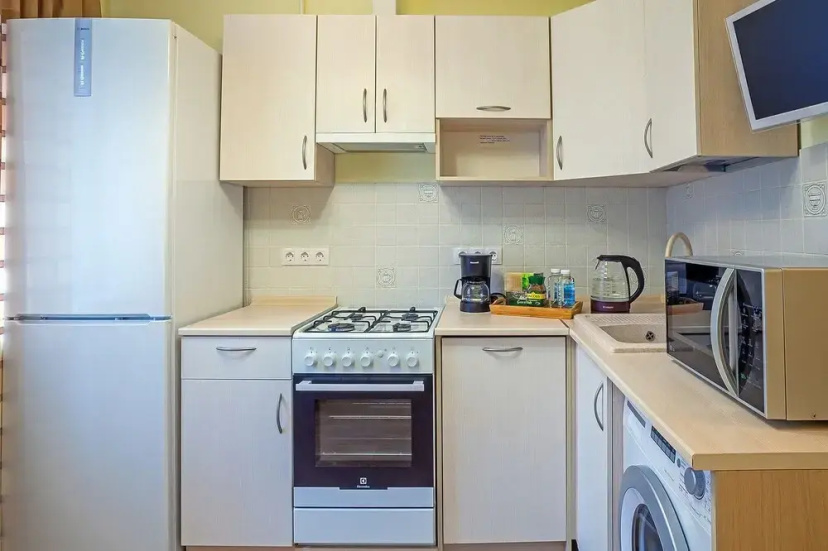Цены на Lux Apartments metro Park Kultury в Москве
