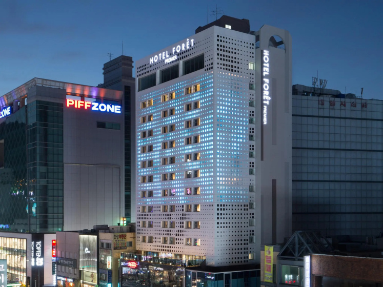 Hotel Foret Premier Nampo — отель с удобным расположением в Пусан