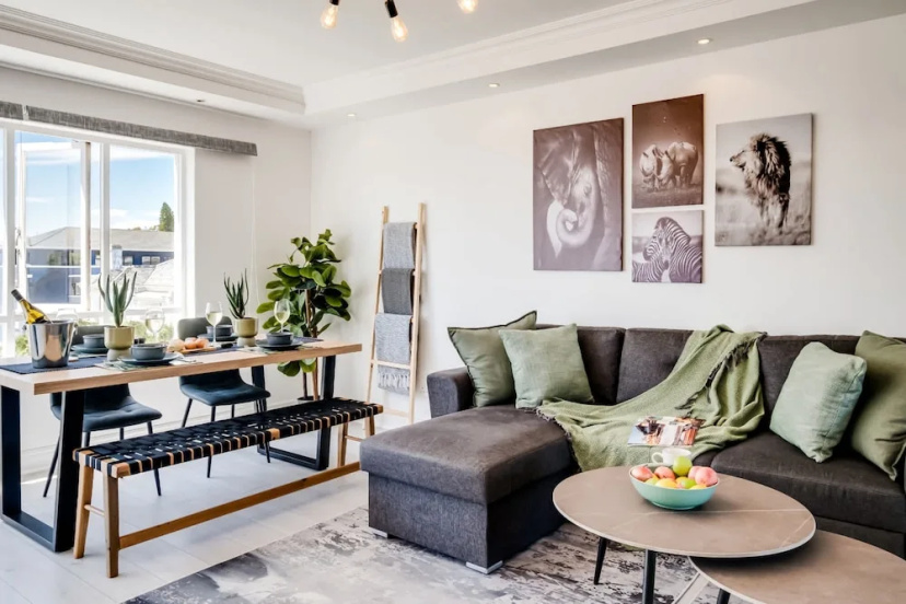 Central Elegant Holiday Rental Between the Points — отзывы гостей и цены