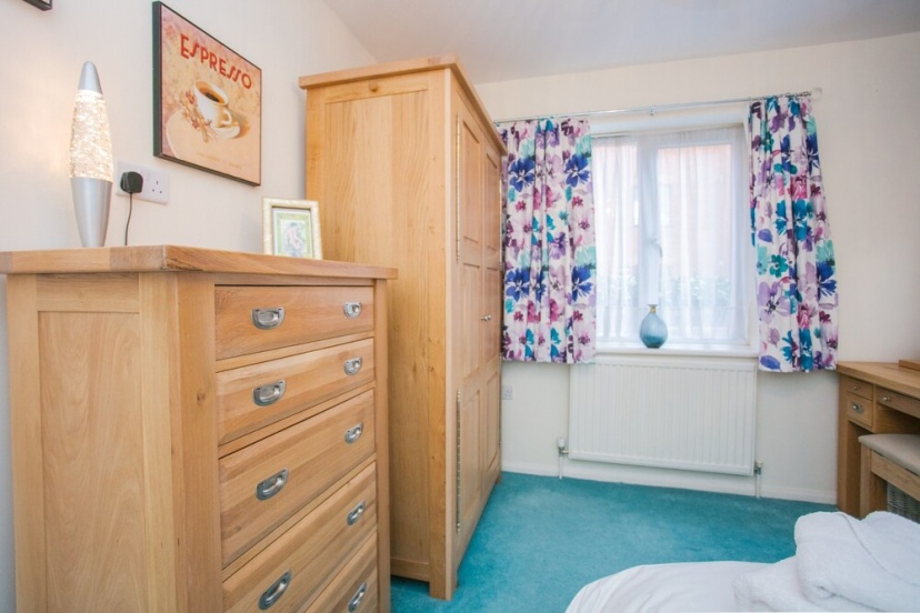 2 Bedroom Apartment Near Wimbledon Tennis Club Sleeps 4 — отзывы гостей и цены
