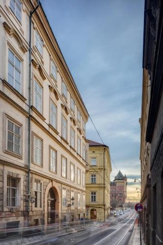 Цены на Riverview Old Town Apartment в Праге