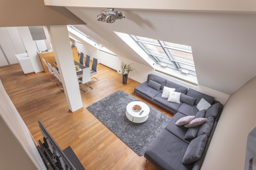 Luxury Central Duplex with terrace — отель с удобствами в Праге