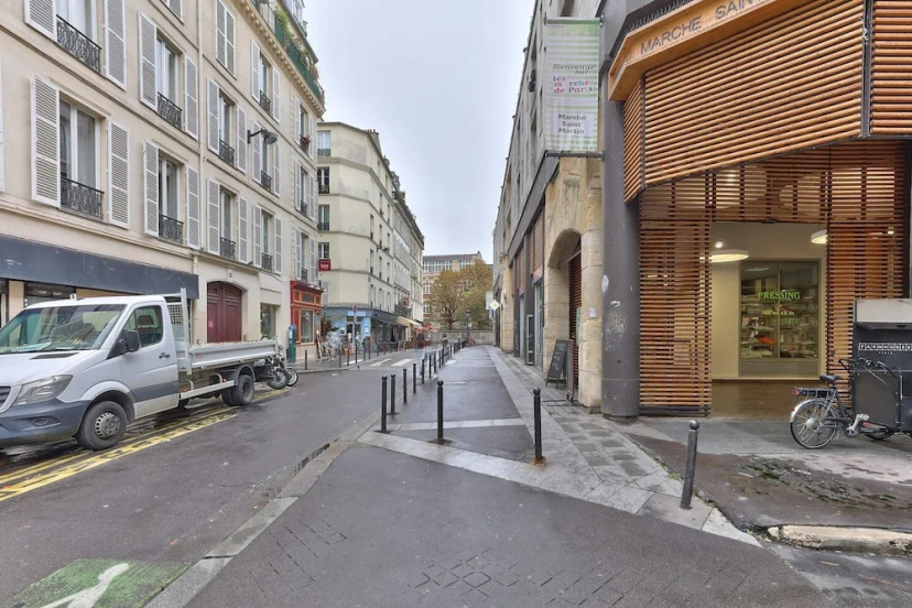 Цены на Apartment for 2 10th Arr. Paris в Париже