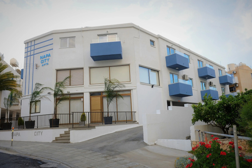 Napa City Apartments — отель с удобствами в Айя-Напа