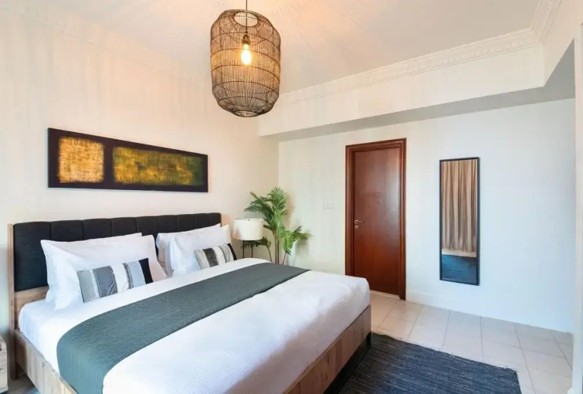 Stunning Waterfront Apt w Marina View Next to Beach — отзывы гостей и цены