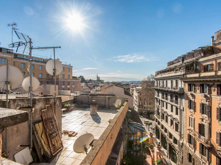 RSH Spanish Steps Apartments — отель с удобствами в Риме