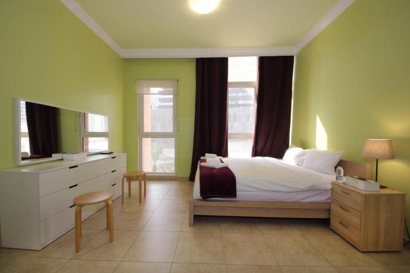 Signature Holiday Homes- Studio Apartment Venetian Tower — отель в Дубае, Объединенные Арабские Эмираты