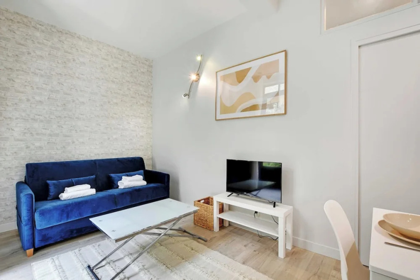 Charming Apartment - 1BR 4P - Musee de La Poste — комфортный отель в Париже