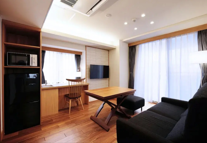 OOKINI HOTELS Yotsubashi Horie Apartment — отель с удобствами в Осаке