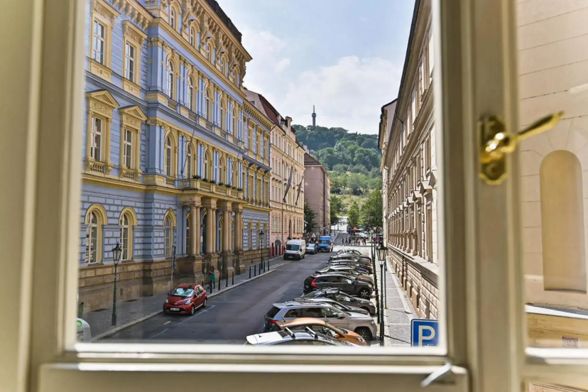 Apartment Nebovidy II - Free Parking - Air Conditioning — отель с удобствами в Праге