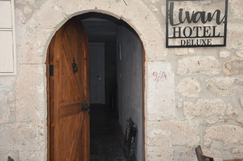 Livan Hotel Deluxe — отель рядом с интересными местами в Чешме
