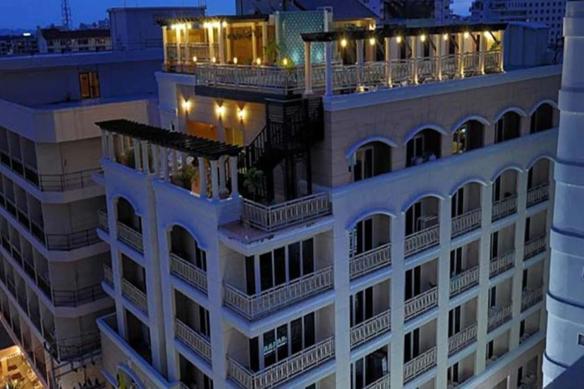 Whitehouse Condotel 3 — отель в Паттайе, Таиланд