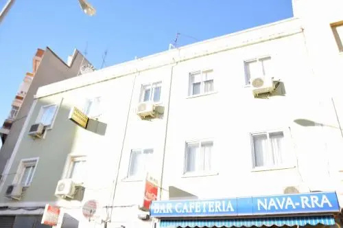 Pensión Navarra 3 — отель в Мадриде, Испания