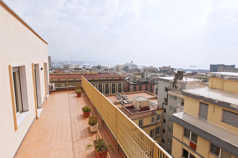 Цены на Guantai Prestige Apartments в Неаполе